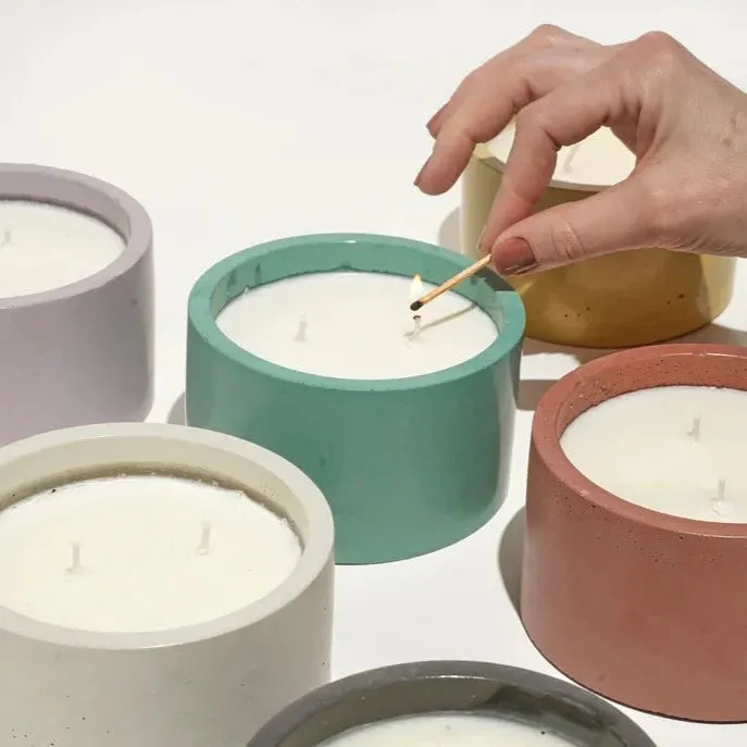 12oz Concrete Soy Wax Candle (Flore)