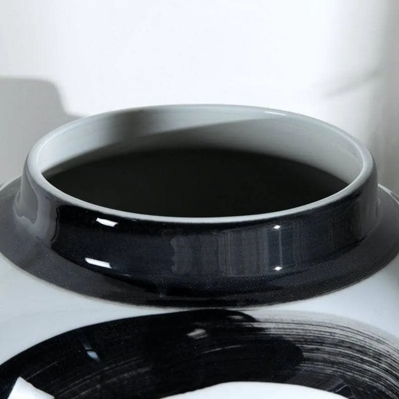 Ginger Jar Black & White - 24"