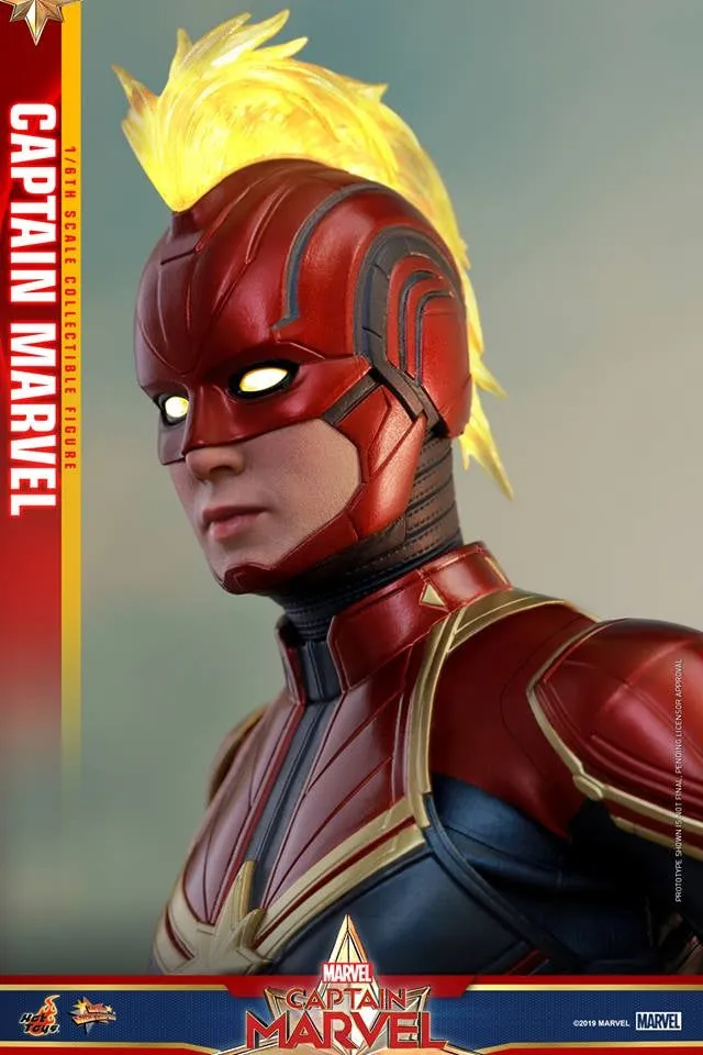 Hot Toys - MMS521 - 1/6th scale Captain Marvel Collectible Figure