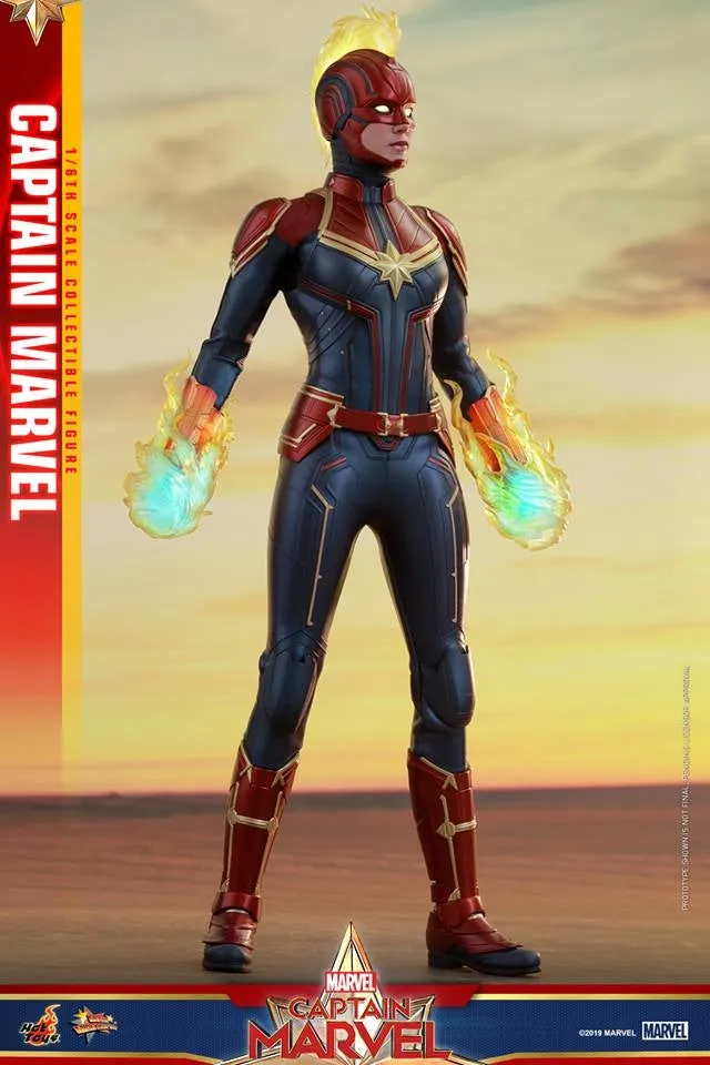Hot Toys - MMS521 - 1/6th scale Captain Marvel Collectible Figure