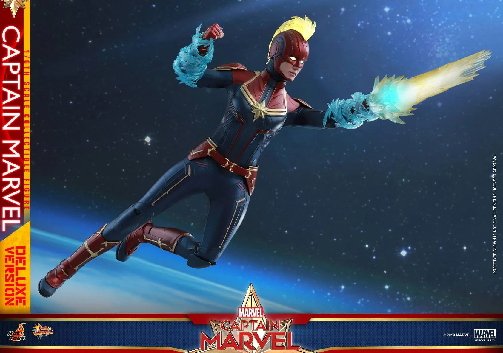 Hot Toys - MMS522 - 1/6th scale Captain Marvel (Deluxe Version) Collectible Figure